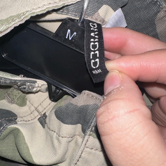 Divided - Picture 11 of 11